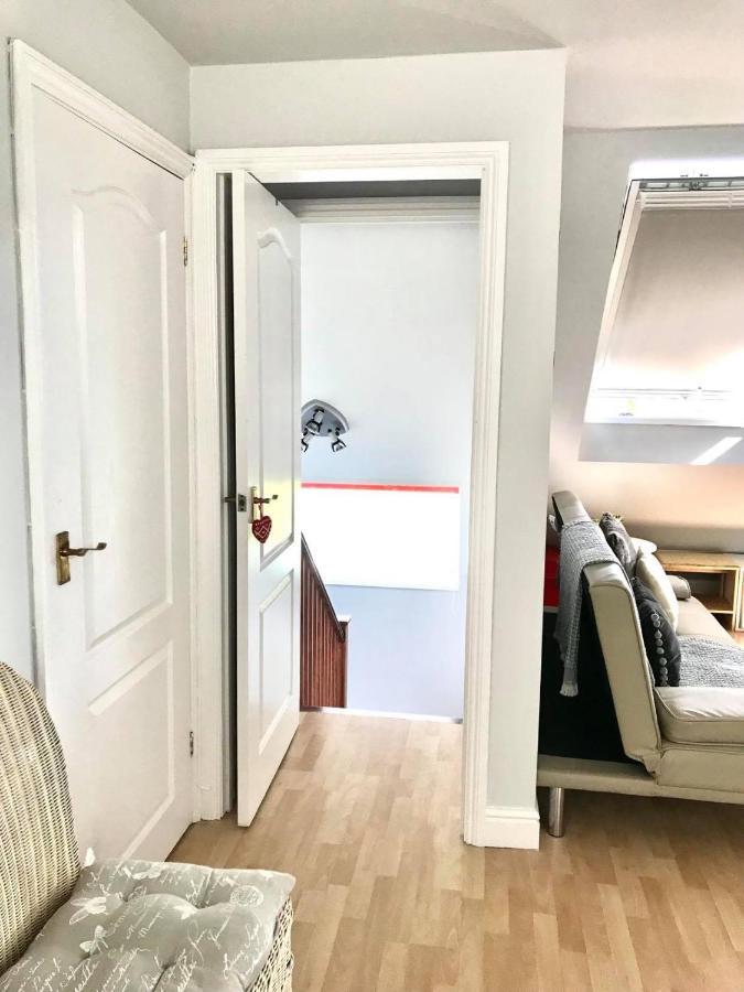 Fox View Guesthouse Бристоль Экстерьер фото